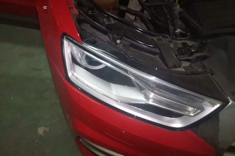 Used Audi Q3 2017 30 TFSI Standard Model Right Front Headlight