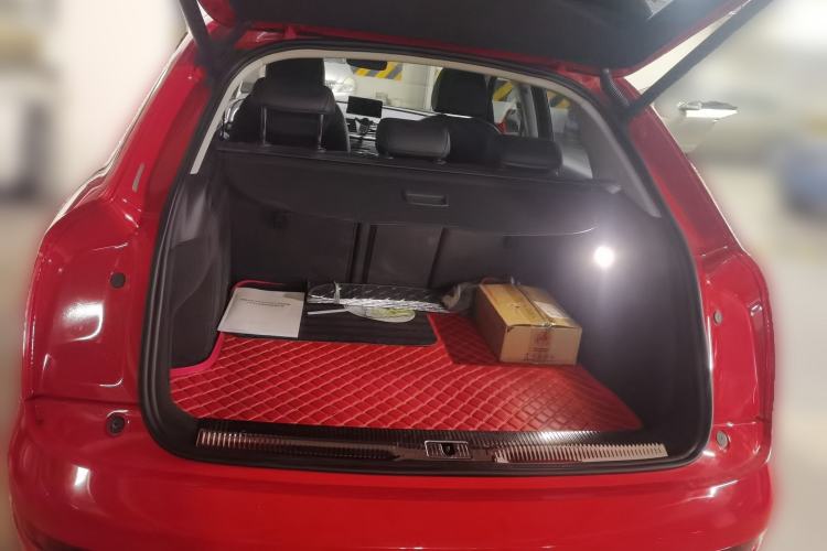 Used Audi Q3 2017 30 TFSI Fashion Model Trunk