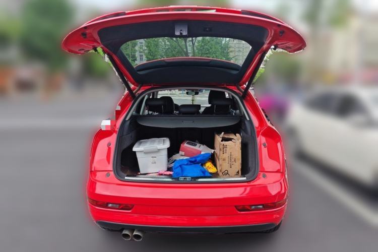 Used Audi Q3 2017 30 TFSI Fashion Model Trunk