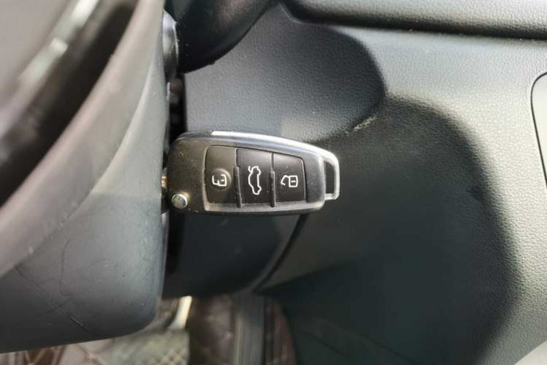 Used Audi Q3 2017 30 TFSI Fashion Model Vehicle Key