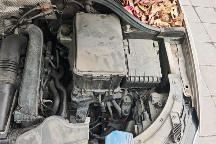 Used Audi Q3 2017 30 TFSI Fashion Model Engine Bay Left