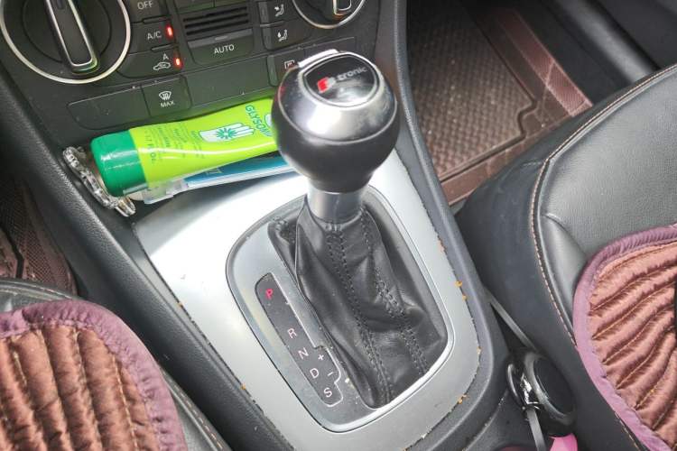 Used Audi Q3 2017 30 TFSI Fashion Model Gear Lever