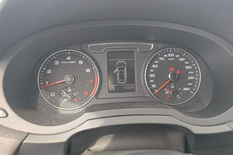 Used Audi Q3 2017 30 TFSI Fashion Model Instrument Cluster