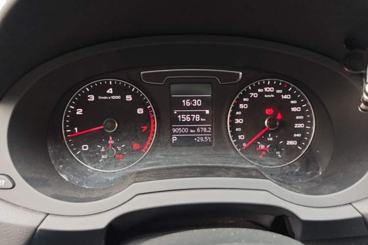 Used Audi Q3 2017 30 TFSI Fashion Model Instrument Cluster