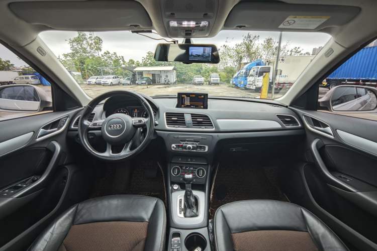 Used Audi Q3 2017 35 TFSI Fashion Model Interior 3
