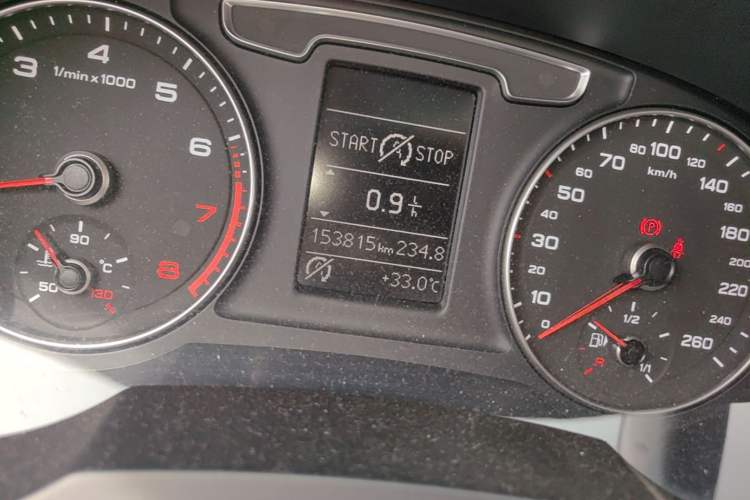 Used Audi Q3 2017 30 TFSI Fashion Model Odometer Close Up
