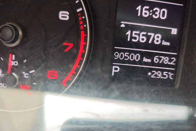 Used Audi Q3 2017 30 TFSI Fashion Model Odometer Close Up