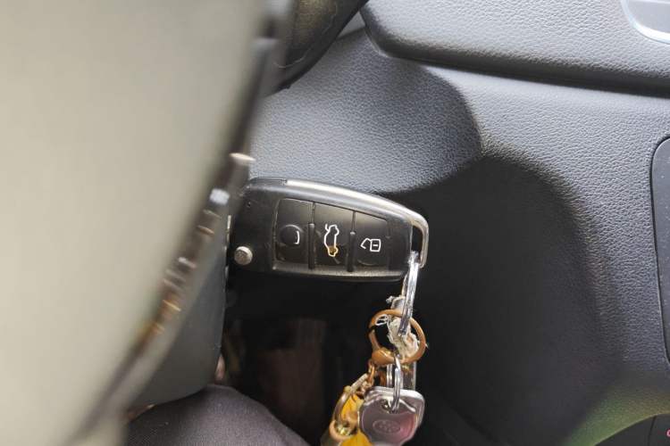 Used Audi Q3 2017 30 TFSI Fashion Model Vehicle Key