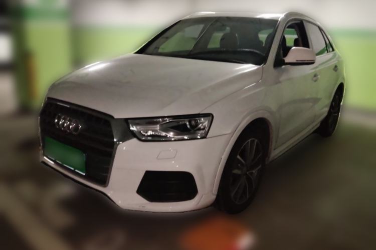 Used Audi Q3 2017 30 TFSI Standard Model Guazi used car, China used car export, Used car for sale, Used cars, Cheapest cars for sale