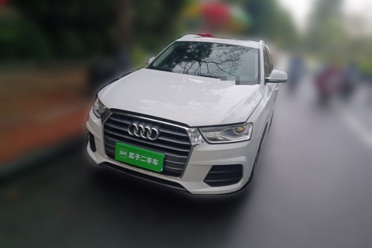 Used Audi Q3 2017 35 TFSI Fashion Model Guazi used car, China used car export, Used car for sale, Used cars, Cheapest cars for sale