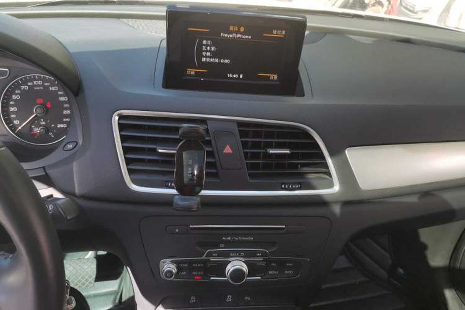 Used Audi Q3 2017 30 TFSI Fashion Model Audio And AC Panel