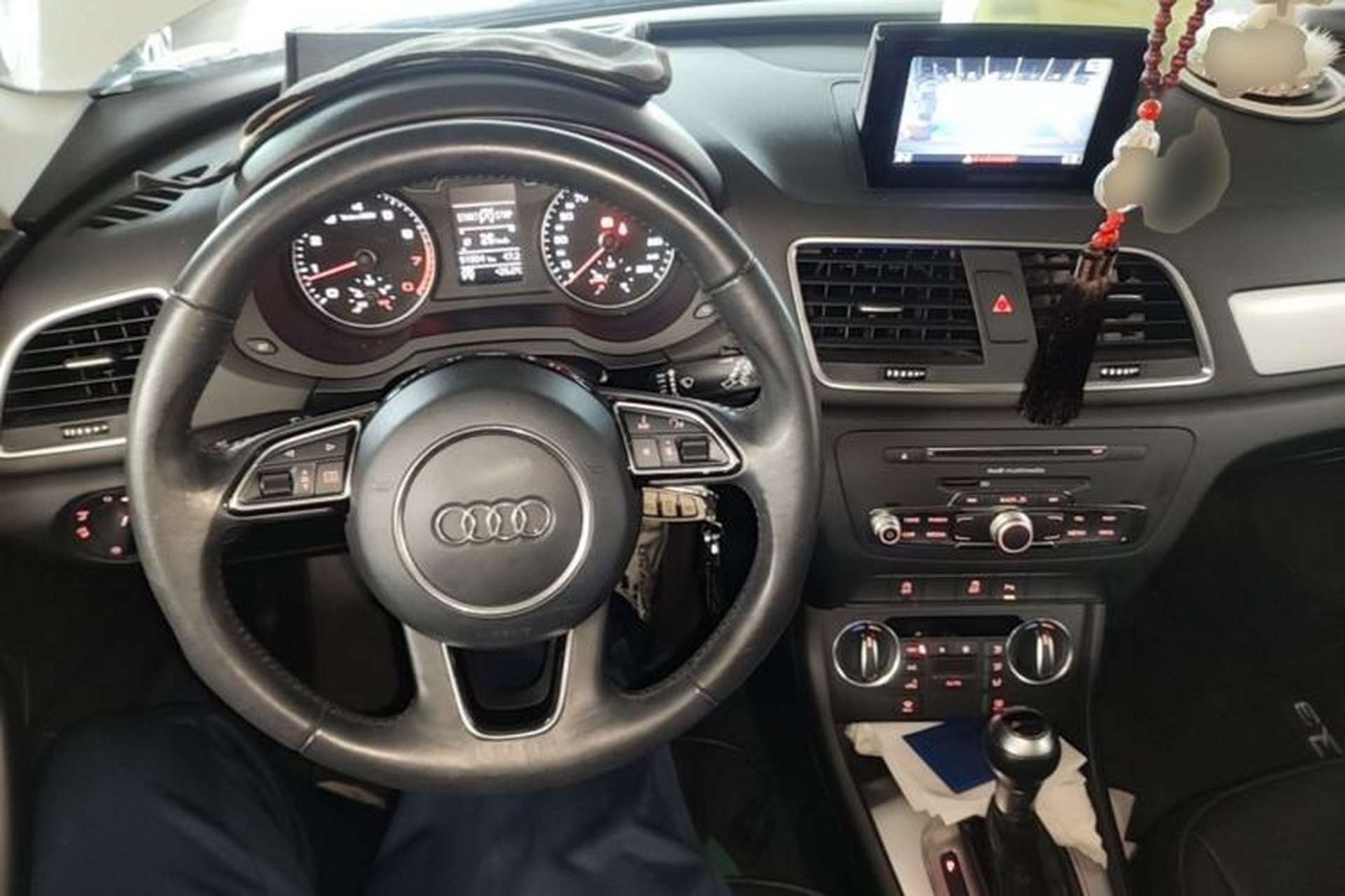 Used Audi Q3 2017 30 TFSI Fashion Model Center Console
