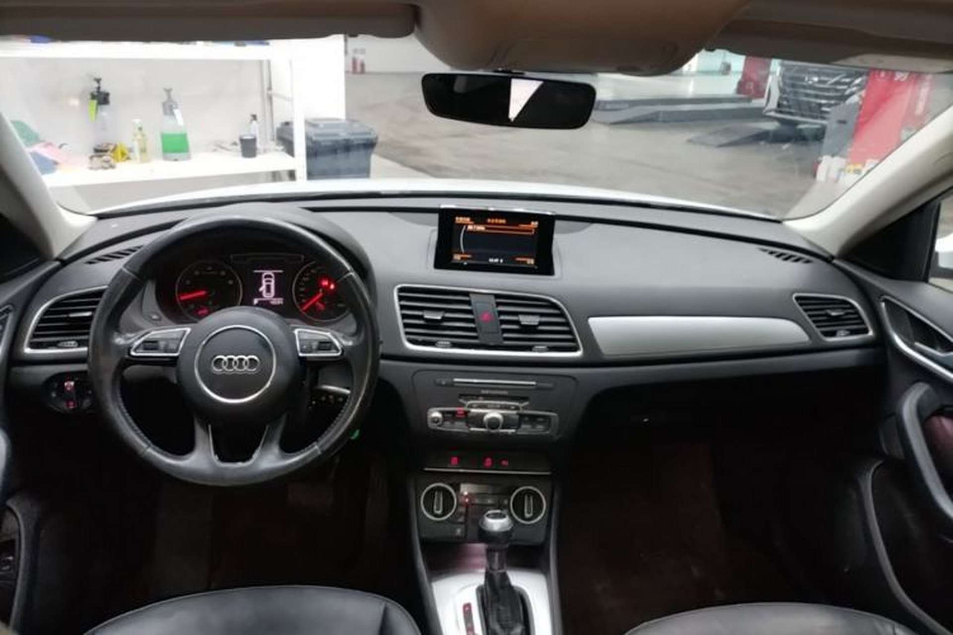 Used Audi Q3 2017 30 TFSI Fashion Model Center Console