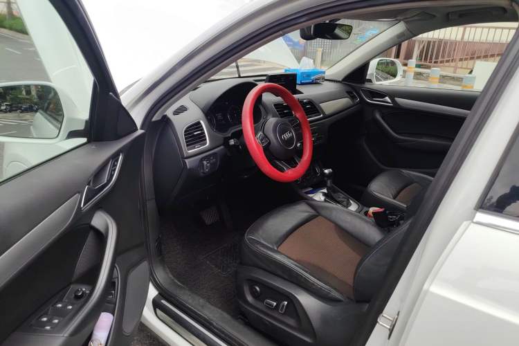 Used Audi Q3 2017 35 TFSI Fashion Model Driver Seat
