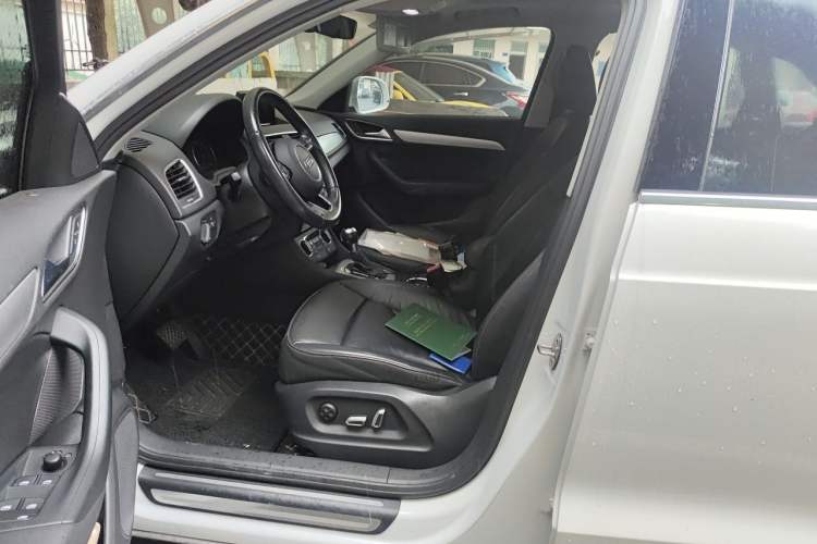 Used Audi Q3 2017 30 TFSI Fashion Model Driver Seat
