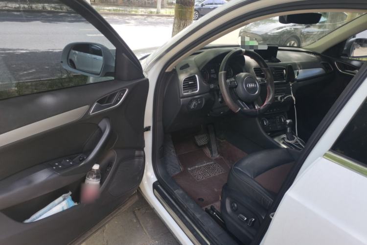 Used Audi Q3 2017 30 TFSI Fashion Model Driver Seat