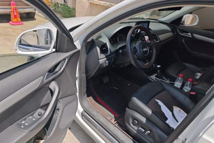 Used Audi Q3 2017 30 TFSI Fashion Model Driver Seat
