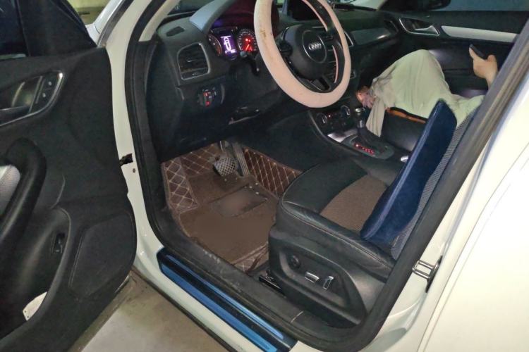 Used Audi Q3 2017 35 TFSI Fashion Model Driver Seat