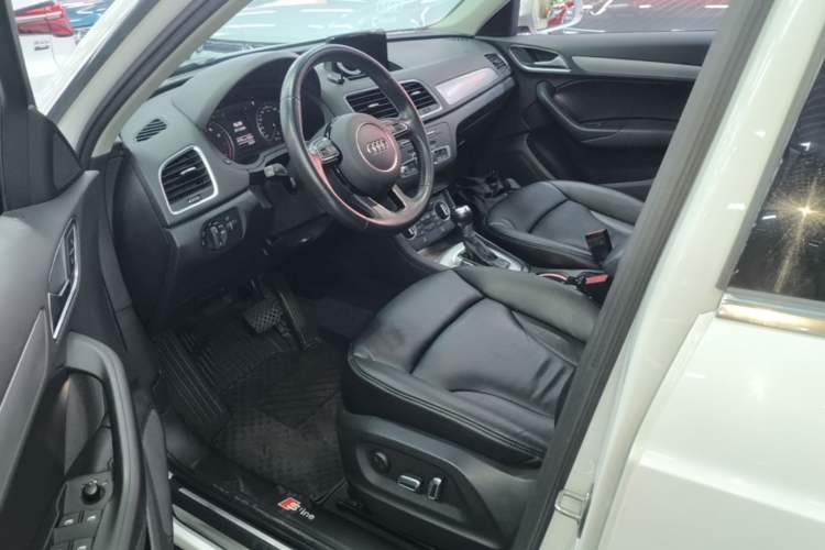 Used Audi Q3 2017 35 TFSI Fashion Model Driver Seat