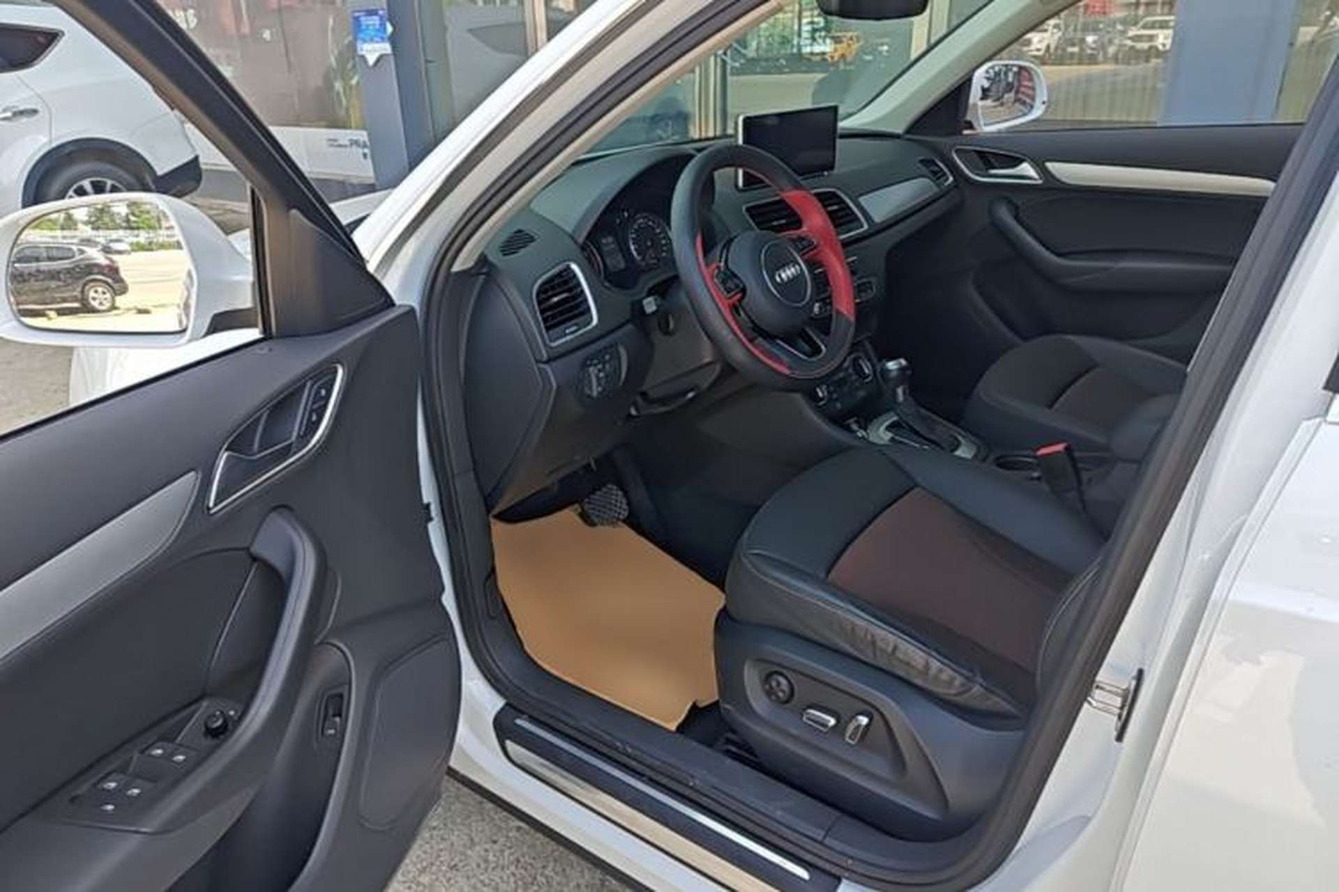 Used Audi Q3 2017 35 TFSI Fashion Model Driver Seat