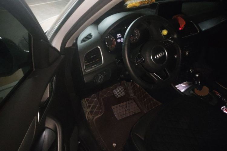 Used Audi Q3 2017 30 TFSI Fashion Model Driver Seat