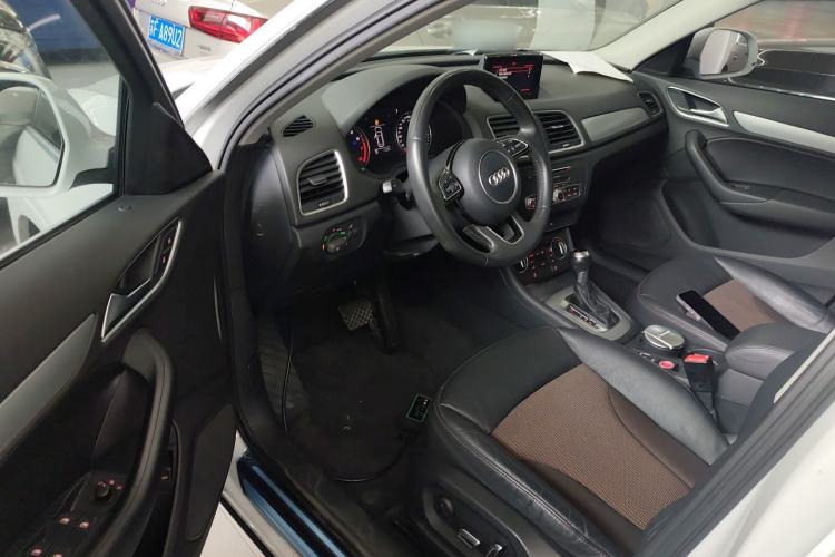 Used Audi Q3 2017 35 TFSI Fashion Model Driver Seat