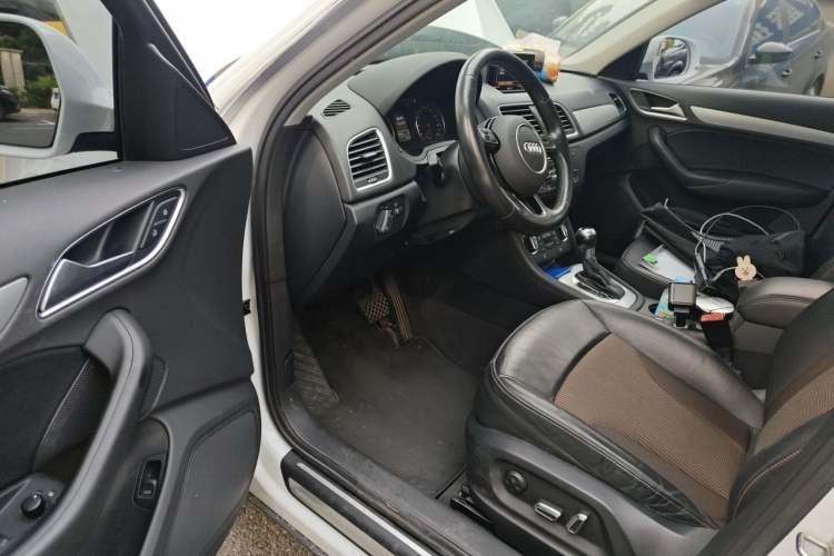 Used Audi Q3 2017 35 TFSI Fashion Model Driver Seat