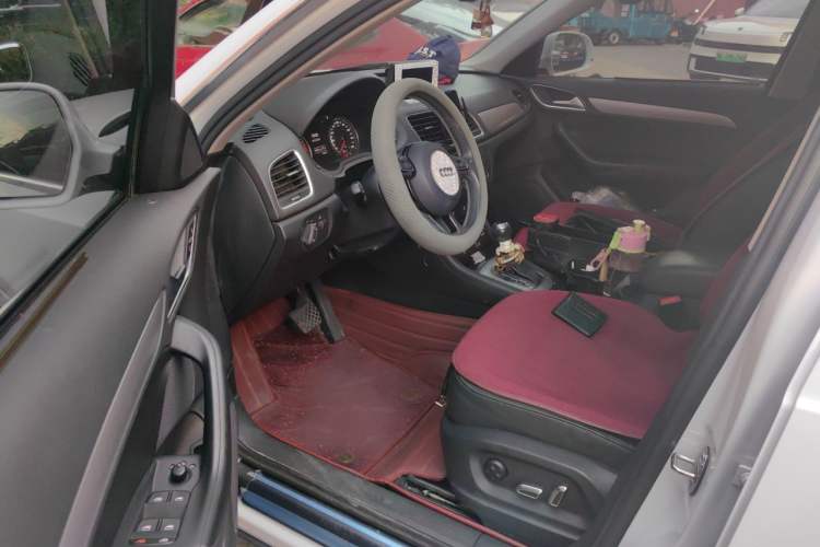 Used Audi Q3 2017 35 TFSI Fashion Model Driver Seat