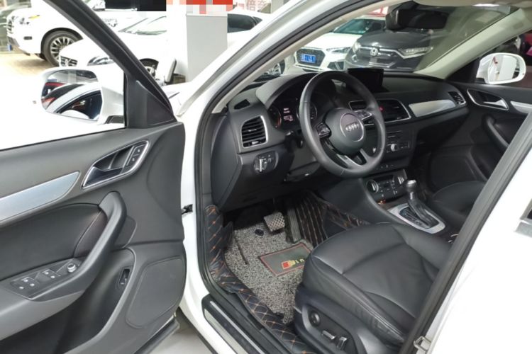 Used Audi Q3 2017 30 TFSI Fashion Model Driver Seat