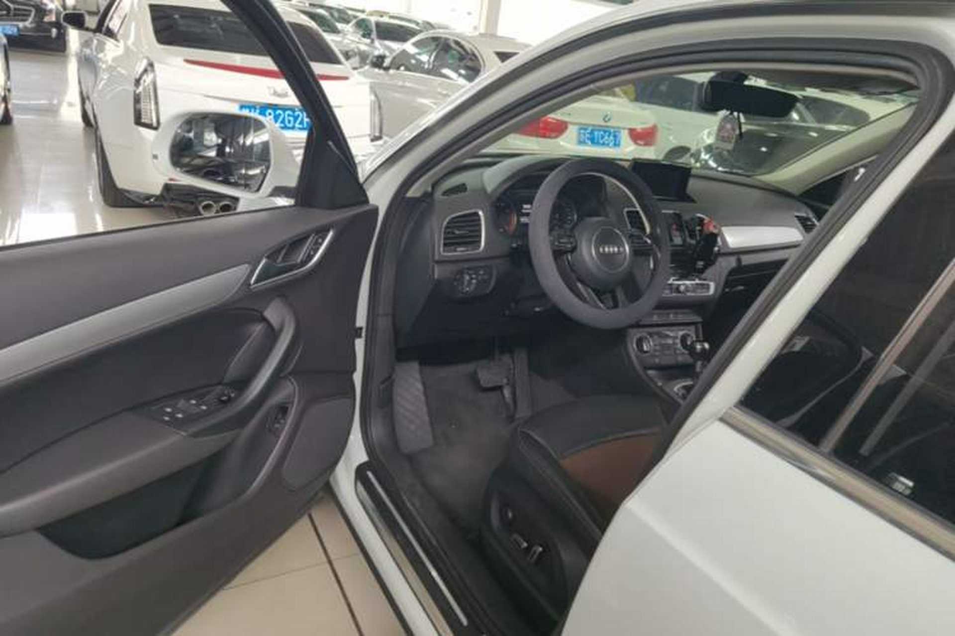 Used Audi Q3 2017 30 TFSI Fashion Model Driver Seat
