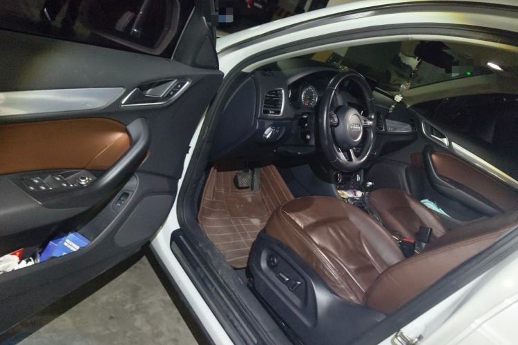 Used Audi Q3 2017 30 TFSI Fashion Model Driver Seat