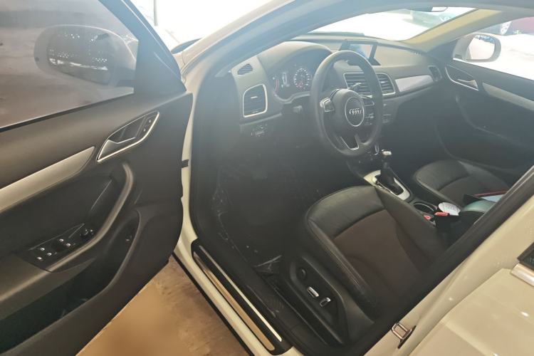 Used Audi Q3 2017 30 TFSI Fashion Model Driver Seat
