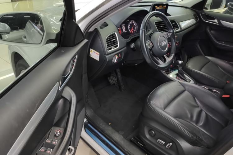 Used Audi Q3 2017 30 TFSI Fashion Model Driver Seat