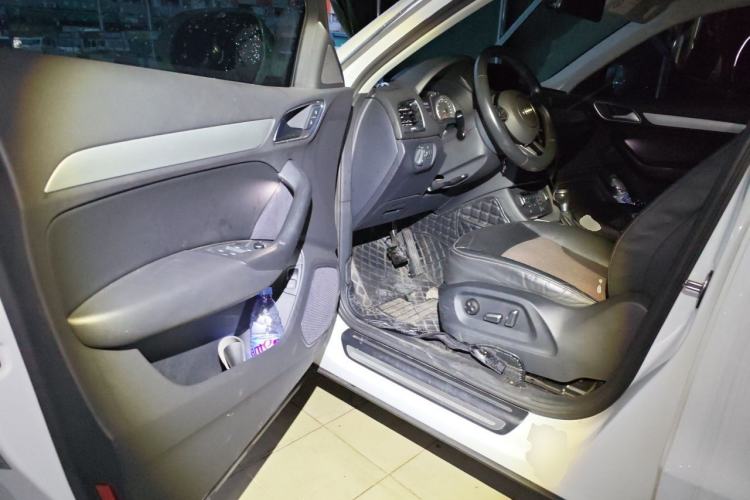 Used Audi Q3 2017 35 TFSI Fashion Model Driver Seat