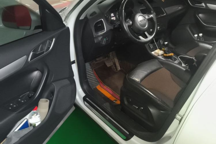 Used Audi Q3 2017 30 TFSI Fashion Model Driver Seat