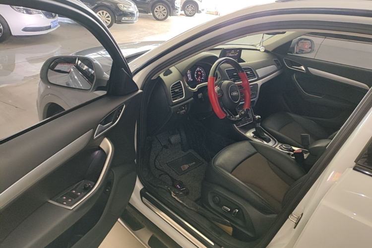 Used Audi Q3 2017 35 TFSI Fashion Model Driver Seat