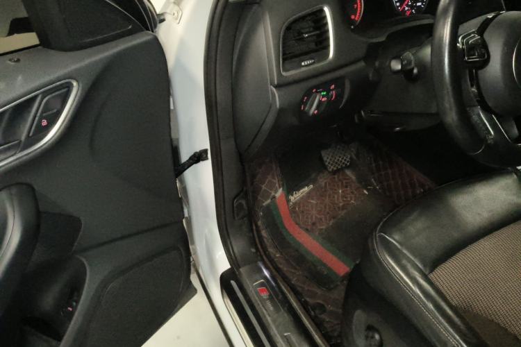 Used Audi Q3 2017 35 TFSI Fashion Model Driver Seat