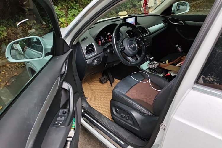 Used Audi Q3 2017 30 TFSI Fashion Model Driver Seat