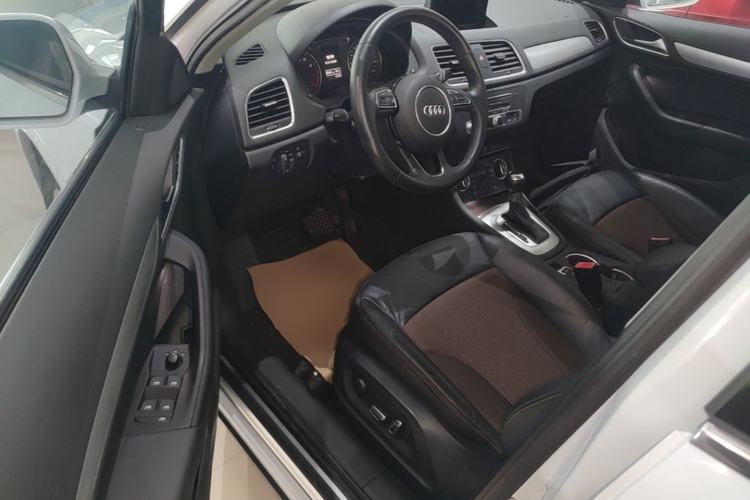 Used Audi Q3 2017 30 TFSI Fashion Model Driver Seat
