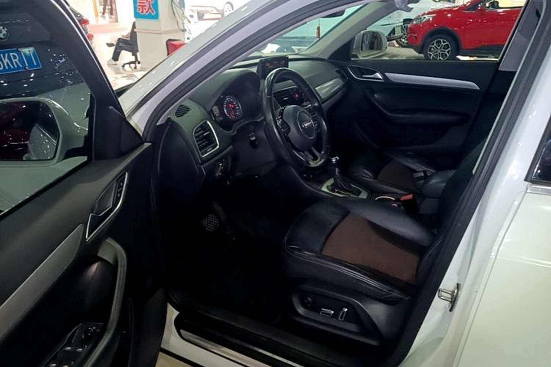 Used Audi Q3 2017 30 TFSI Fashion Model Driver Seat
