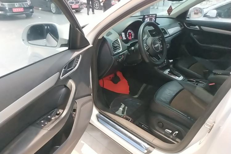 Used Audi Q3 2017 30 TFSI Fashion Model Driver Seat