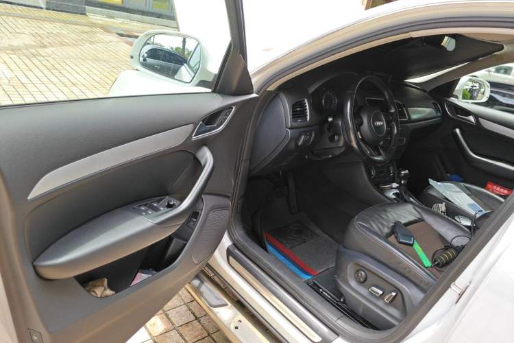 Used Audi Q3 2017 30 TFSI Fashion Model Driver Seat