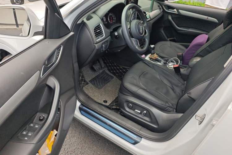 Used Audi Q3 2017 30 TFSI Fashion Model Driver Seat