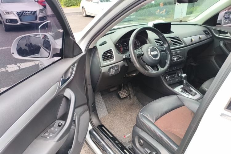 Used Audi Q3 2017 30 TFSI Fashion Model Driver Seat