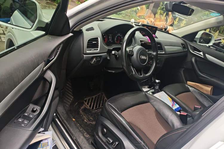 Used Audi Q3 2017 30 TFSI Fashion Model Driver Seat