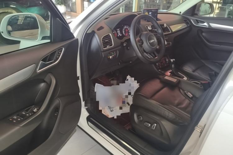 Used Audi Q3 2017 30 TFSI Fashion Model Driver Seat
