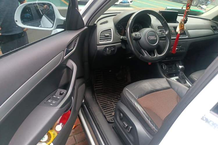 Used Audi Q3 2017 35 TFSI Fashion Model Driver Seat