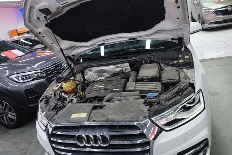 Used Audi Q3 2017 35 TFSI Fashion Model Engine Bay