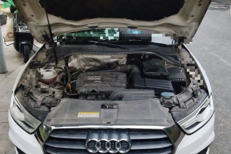Used Audi Q3 2017 35 TFSI Fashion Model Engine Bay