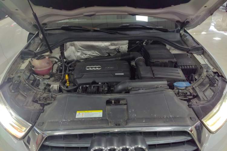 Used Audi Q3 2017 35 TFSI Fashion Model Engine Bay